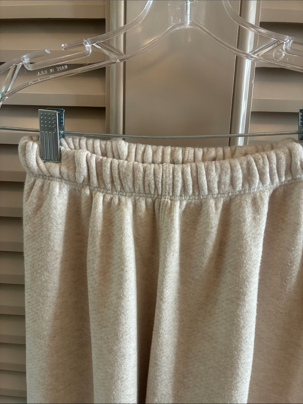 Jenni Kayne Neutral Sweatshirt/Jogger Set - Picture 6 of 8